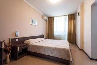 Отель Отель СПС Пловдив Двухместный номер с 1 кроватью или 2 отдельными кроватями-5
